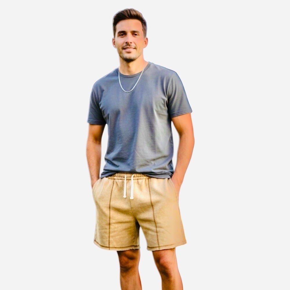 Forever 21 Men’s Tan Shorts size large